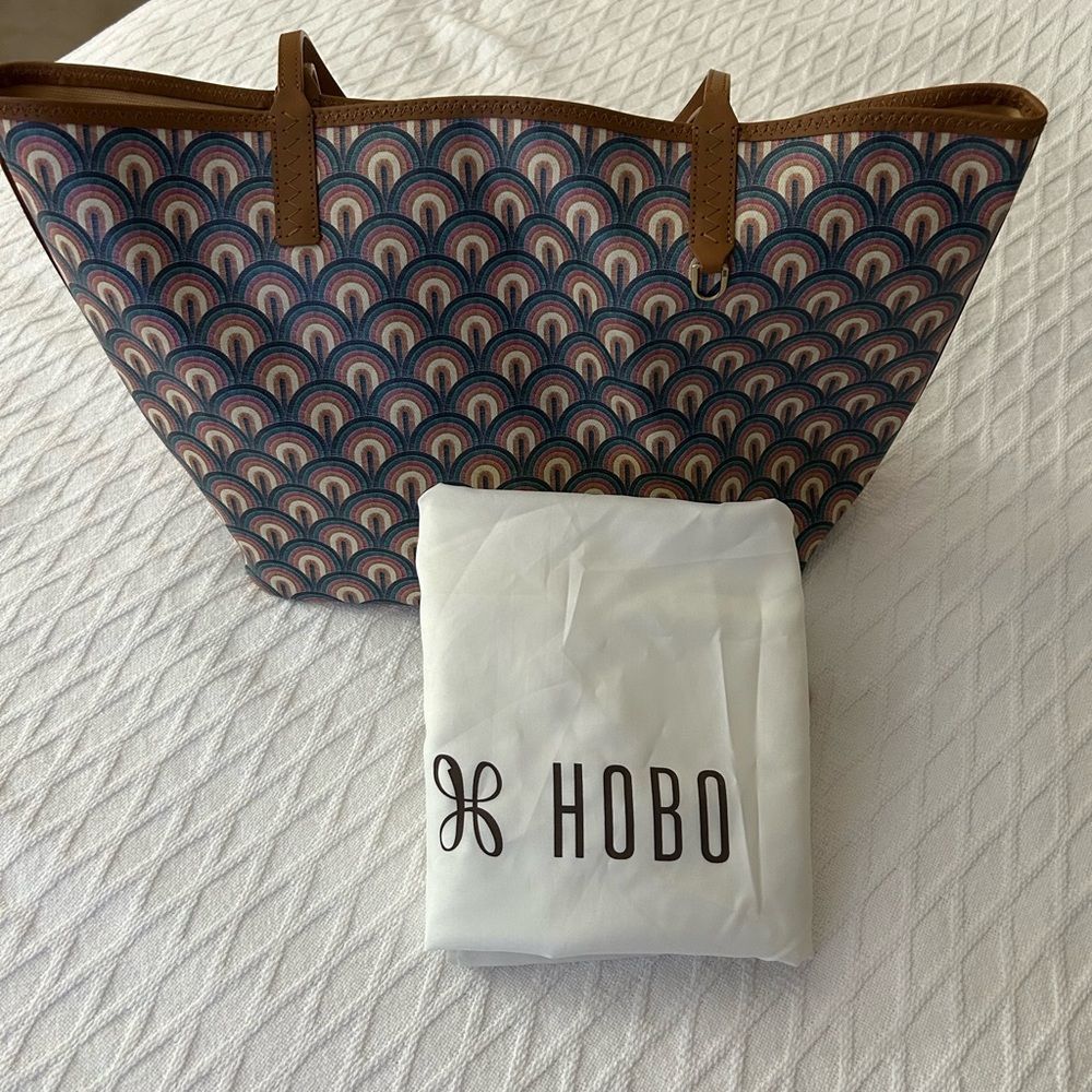 HOBO all that tote in coated canvas-teal temptation